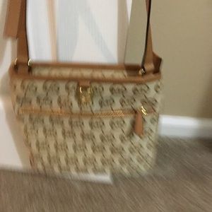 Crossbody Michael Kors bag